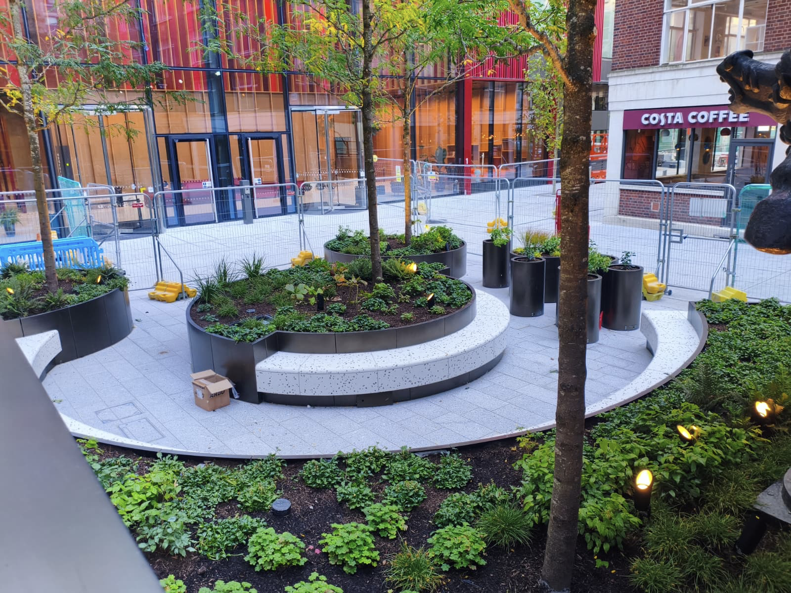 1 BROADGATE